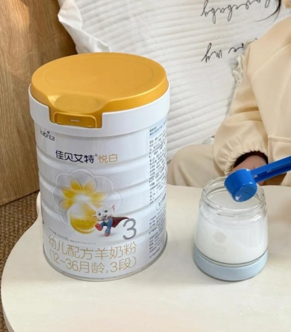 登上婴儿抗过敏奶粉排行榜，佳贝艾特悦白凭何赢取家长青睐？ 