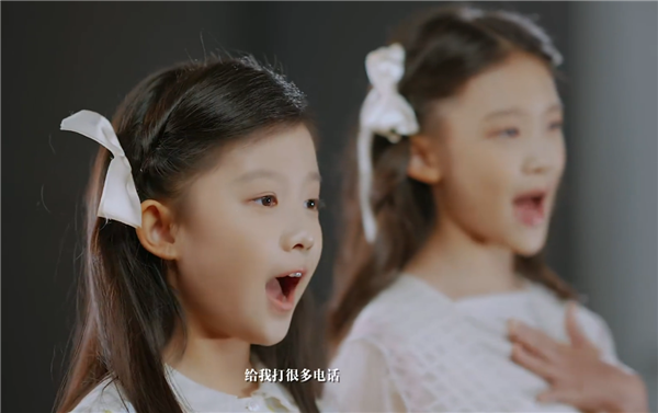 甘薇和女儿合唱歌曲《是妈妈是女儿》 贾跃亭留言：愧我未能更多参与