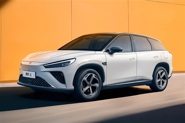 哪吒汽车关联公司10亿股权被冻结！此前已被申请破产审查