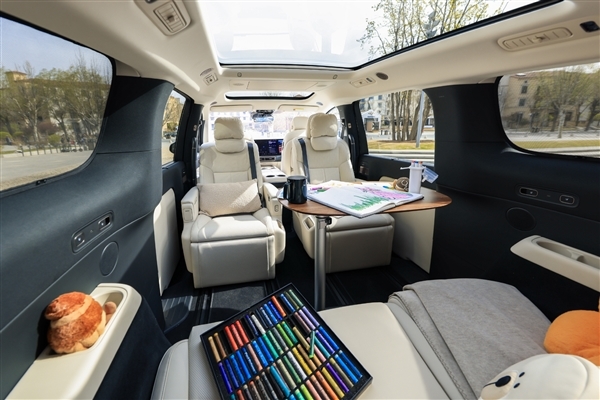 家用车中的天花板！理想MEGA Home今日下线 5月23日全国交付