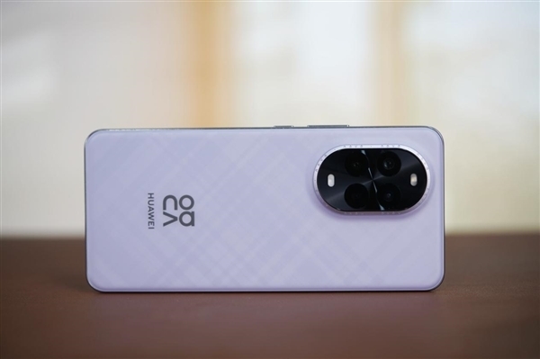 华为nova 14系列本月发布：超大杯麒麟9系芯片 Mate同款红枫镜头