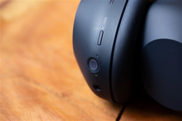 索尼WH-1000XM6新款降噪耳机评测