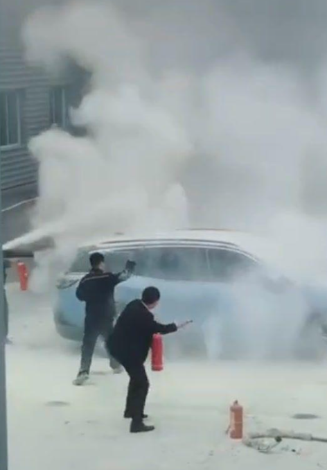 我花30万买台车 还要担心它被晒坏吗