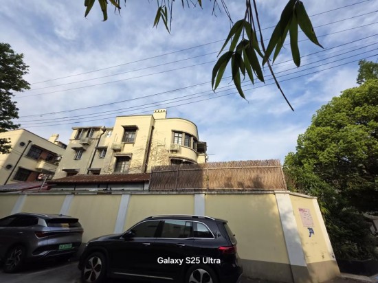 三星Galaxy S25 Ultra测评：AI驱动体验的巨屏旗舰天花板