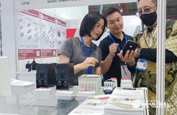 米奥兰特在印尼打造首个AI驱动的工业展引发印尼媒体报道热潮