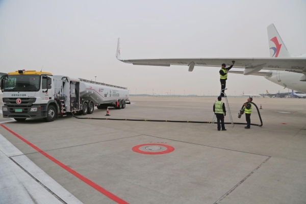 中国东航逐步扩大SAF应用规模，助力航空低碳转型