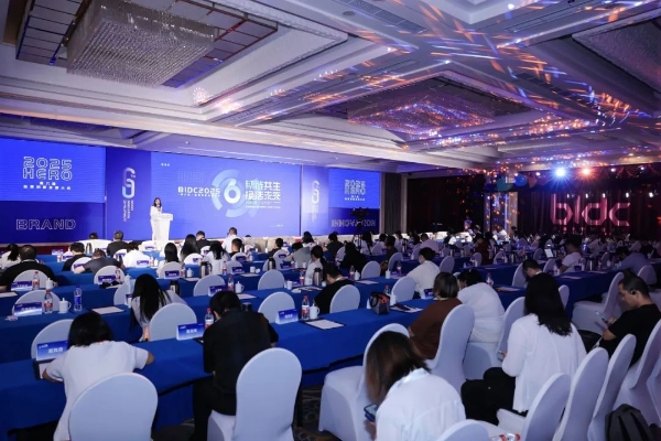 伯恩光学荣获“海诺奖-2025优秀品质奖”