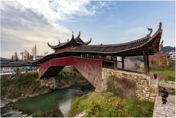 山海协作|电魂网络携手温州泰顺打造AI动画短片剧集《寻梦泰顺》