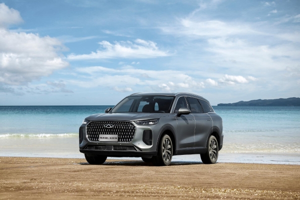 冠军限时价12.77万元/10.69万元！瑞虎8L长虹版&瑞虎8 PLUS乘风版正式上市