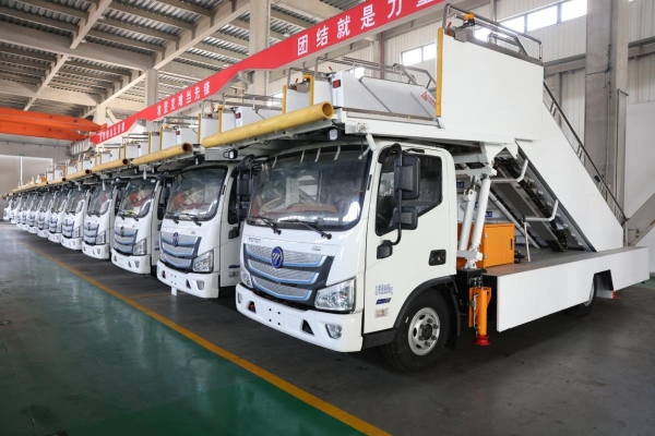 中国东航逐步扩大SAF应用规模，助力航空低碳转型