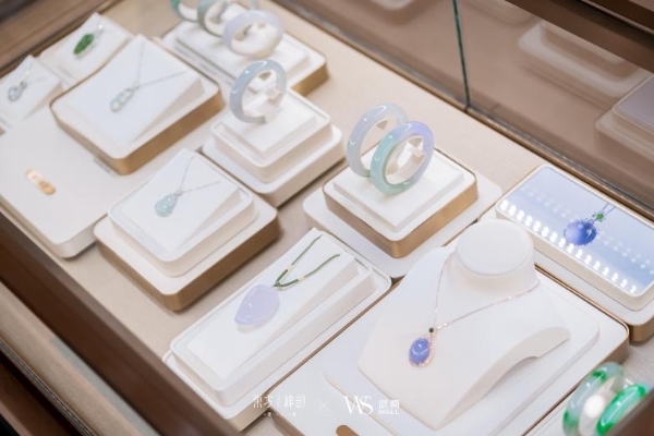翠韵动江城!东方神韵翡翠武汉首店盛大开业