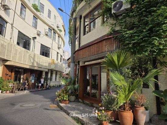 三星Galaxy S25 Ultra测评：AI驱动体验的巨屏旗舰天花板