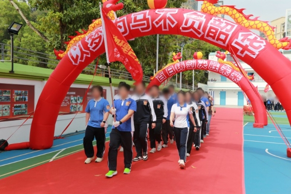 1750845965669025.jpg 大朋友高考复读学校开放日,揭秘沉浸式高效学习体验
