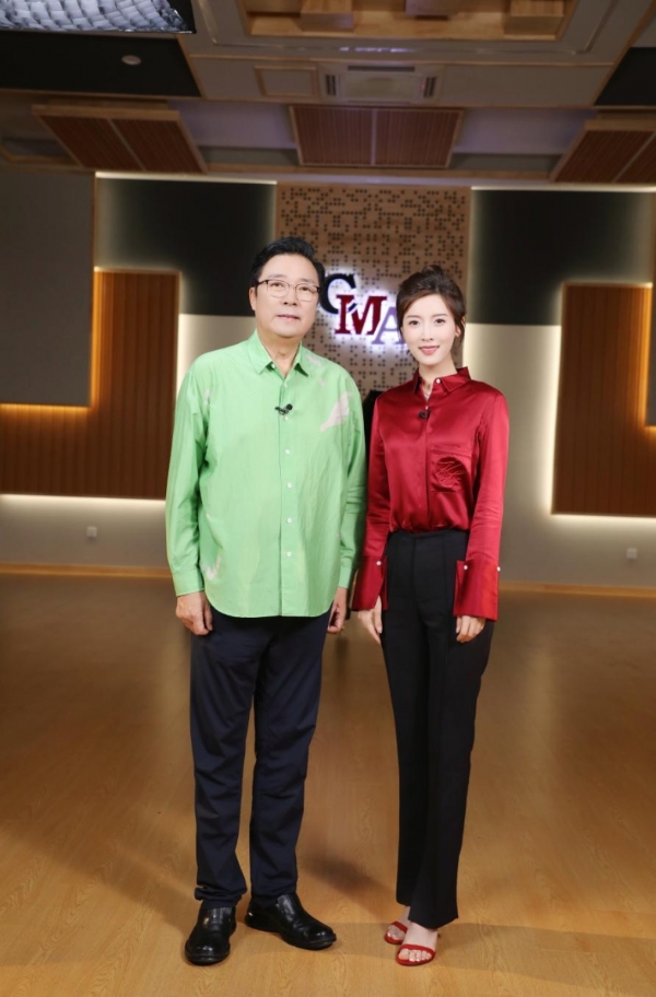 《十二维度》发起人、媒体人朱梓橦对话北音院长李罡:探寻艺术教育家的多面人生