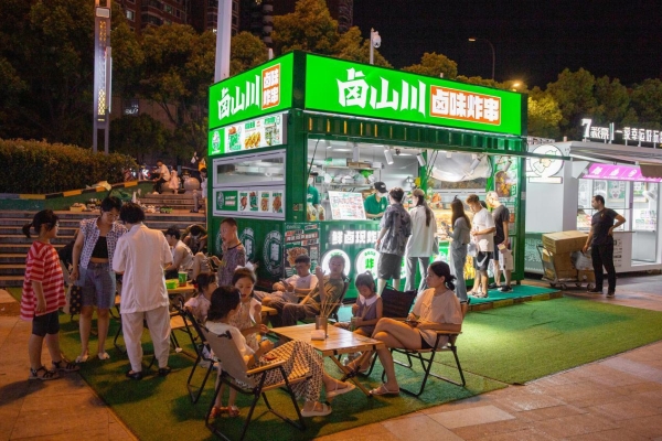 卤山川炸串3.0全新升级：从单品小吃到全时段餐饮模型的质变之路