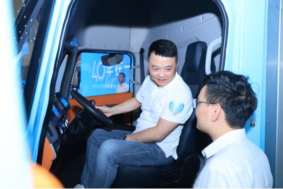 “铃”聚钱塘 庆铃40周年幸福传递之旅杭州启幕