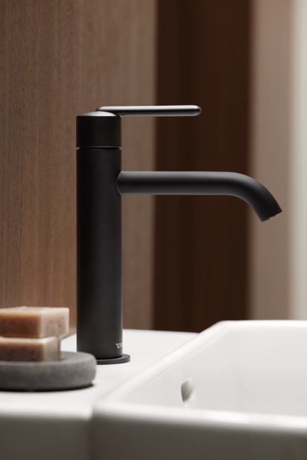 几何线条与大地色系共舞，勾勒多元浴室空间—杜拉维特2025全新Balcoon浴室系列