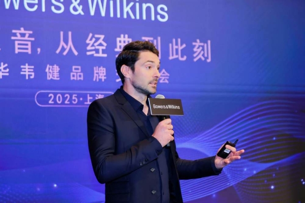 大卫·贝克汉姆空降上海:宝华韦健以本真之声,续写经典永恒