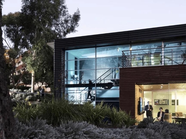  「从守护一粒种子，到酿出一杯未来」—— 在阿德莱德，培养未来农业变革者！