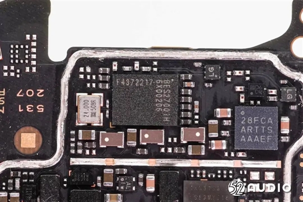 REDMI Watch 5智能手表拆解：全面采用小米自研玄戒系列方案