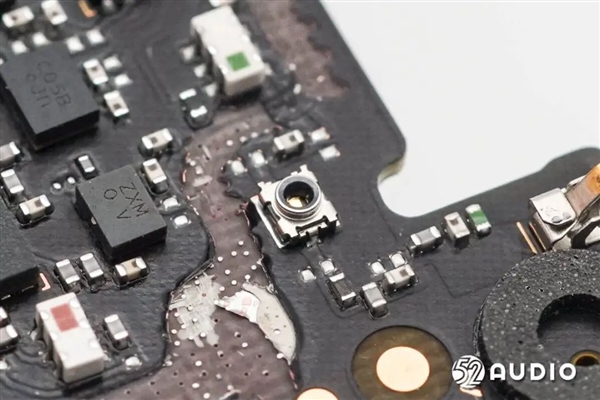 REDMI Watch 5智能手表拆解：全面采用小米自研玄戒系列方案