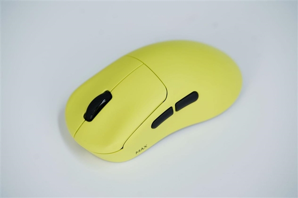 2万帧率中小手！雷柏VT3S Max鼠标图赏