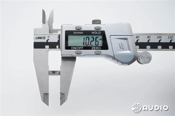 REDMI Watch 5智能手表拆解：全面采用小米自研玄戒系列方案