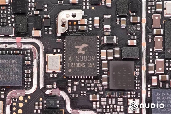 REDMI Watch 5智能手表拆解：全面采用小米自研玄戒系列方案