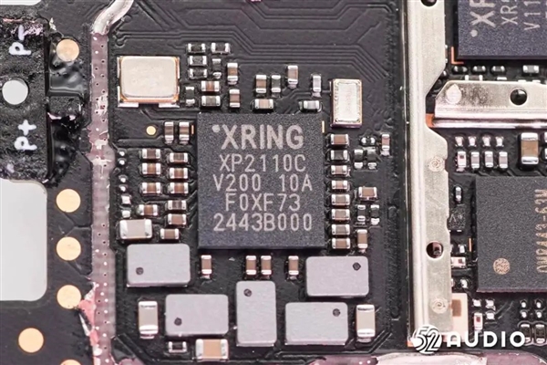 REDMI Watch 5智能手表拆解：全面采用小米自研玄戒系列方案