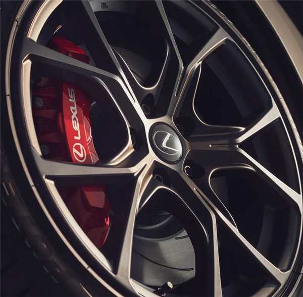 谁说雷克萨斯动力差！全新IS500特别版发布：搭载5.0L自吸V8发动机