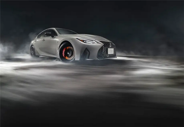谁说雷克萨斯动力差！全新IS500特别版发布：搭载5.0L自吸V8发动机