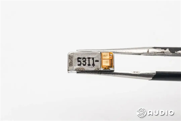 REDMI Watch 5智能手表拆解：全面采用小米自研玄戒系列方案