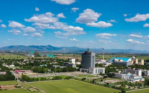 煤炭价格跌掉26%，冀中能源半年亏近七成!6.69亿买电力资产能救命吗