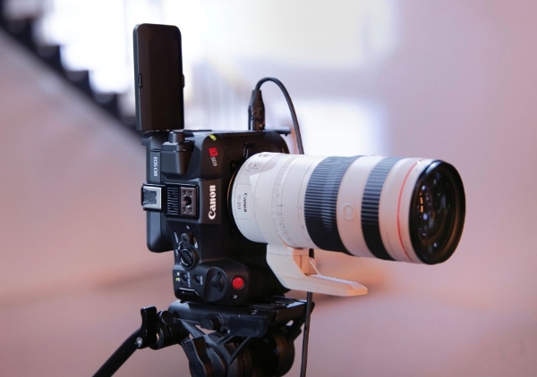 “佳直播”携手海川星辰，打造明星感团播新体验！  