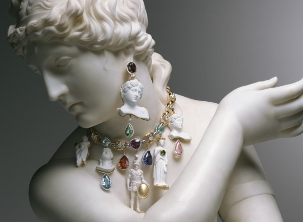 杜嘉班纳Villa Adriana皇家行宫高定珠宝2025系列发布 