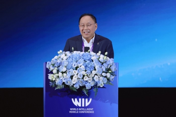 智联车路云·聚势双循环 2025世界智能汽车大会盛大启幕 