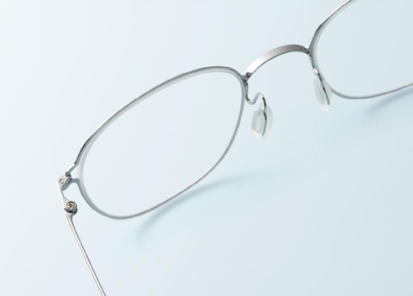 JINS Airframe系列新品,超轻β钛镜框轻盈上市