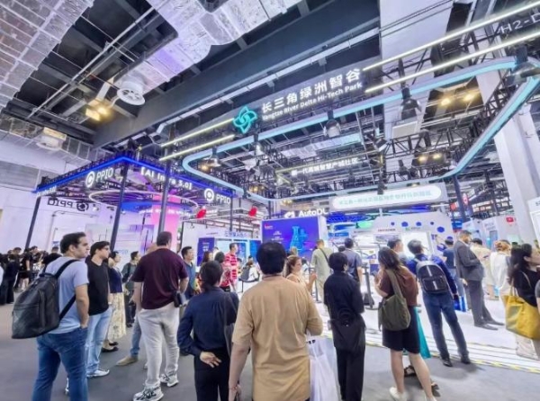 智创未来 | 长三角绿洲智谷闪耀2025WAIC，携手园区科技企业共筑AI新生态