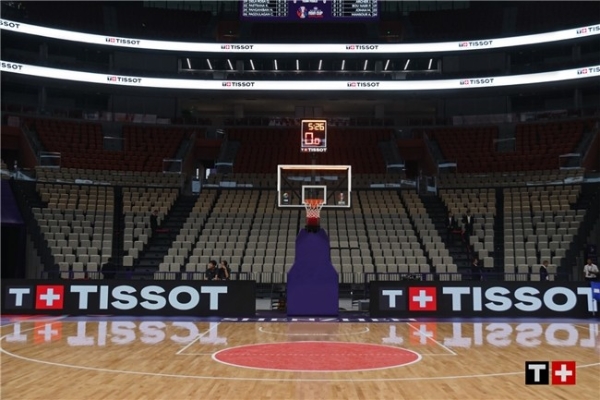 天梭精准计时2025国际篮联女篮亚洲杯赛场 