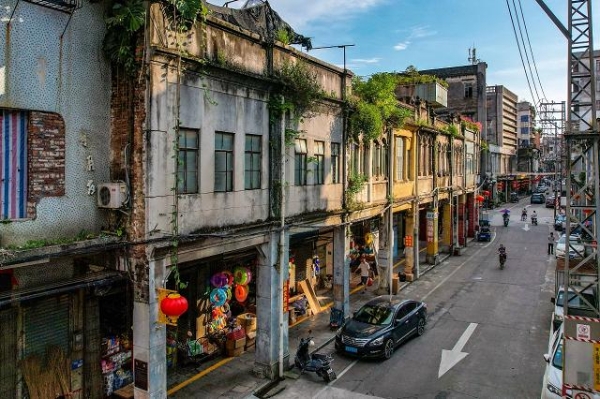 红色历史展遇见老城新生：石龙博物馆上新，中山路街区升级打造文商旅新生活 