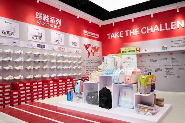 尤尼克斯、李宁、胜利...现在请记住第四个名字：中国薰风 