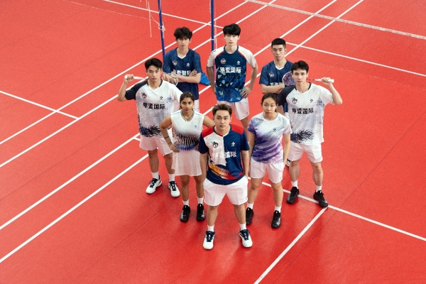 尤尼克斯、李宁、胜利...现在请记住第四个名字：中国薰风 