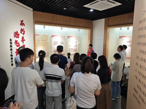 红色历史展遇见老城新生：石龙博物馆上新，中山路街区升级打造文商旅新生活 