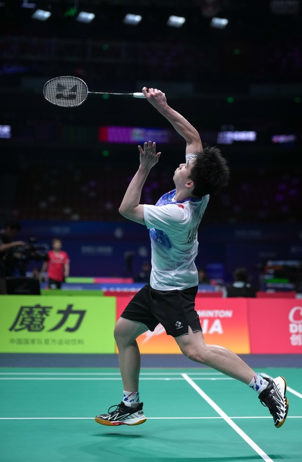 尤尼克斯、李宁、胜利...现在请记住第四个名字：中国薰风 