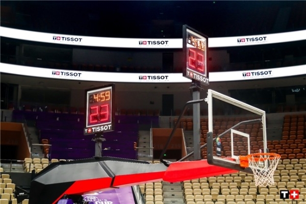 天梭精准计时2025国际篮联女篮亚洲杯赛场 