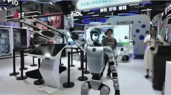 智创未来 | 长三角绿洲智谷闪耀2025WAIC，携手园区科技企业共筑AI新生态