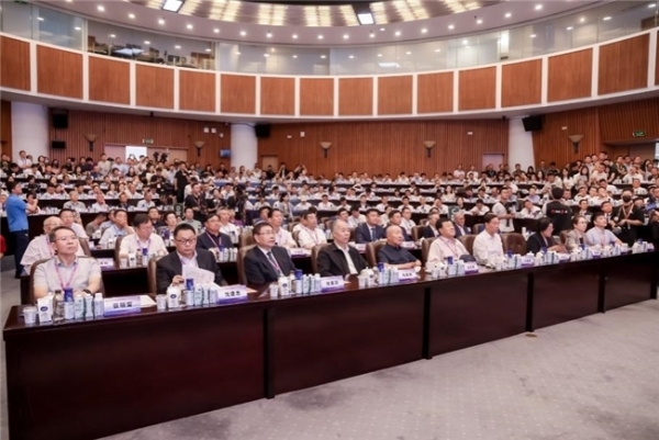 中国牛奶 世界品质——让消费者“喝上奶 喝好奶 喝对奶” 