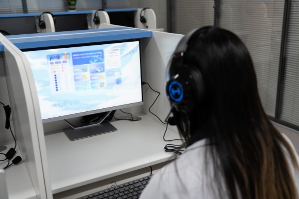 深圳大朋友中考复读学校：重塑梦想赢战中考，成就卓越未来