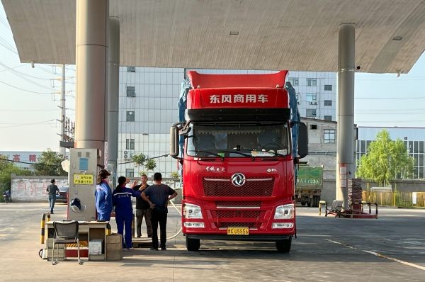 龙擎效能成就高效物流 河南布鞋之都发展再添新动能 