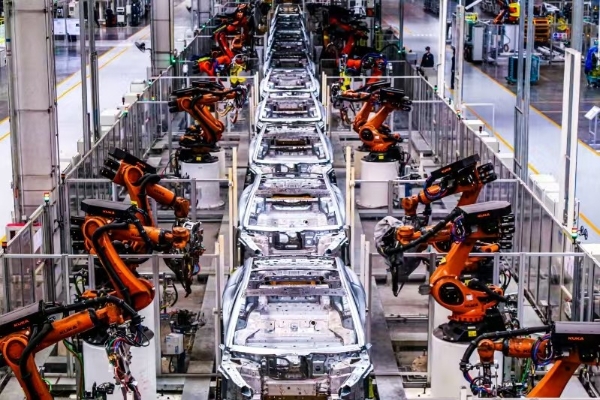 极狐+享界双品牌发力，北汽蓝谷迎来“国企新势力”的向上周期 